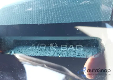 2011 Ford Escape Xlt from USA, damaged, VIN 1FMCU9D7XBKB84492